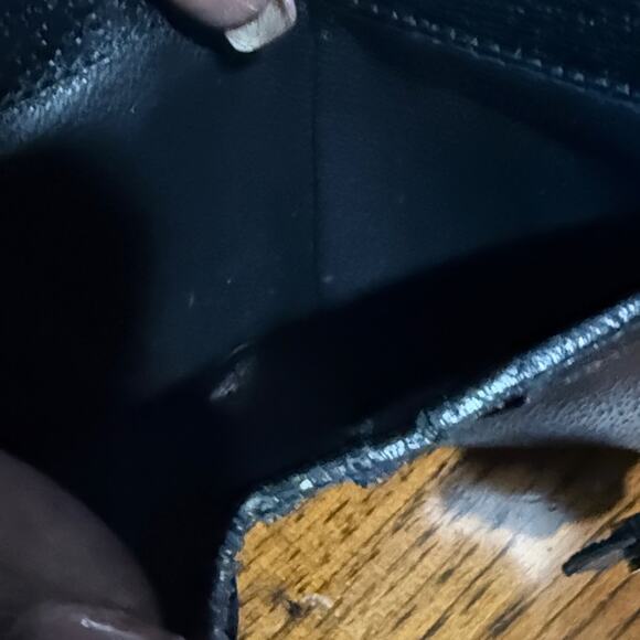 Gucci Black Leather Crossbody and Wallet Bundle - Picture 5 of 16